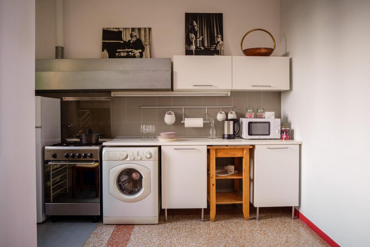 Accomodo Mib13 Bivano Navigli Milan Extérieur photo